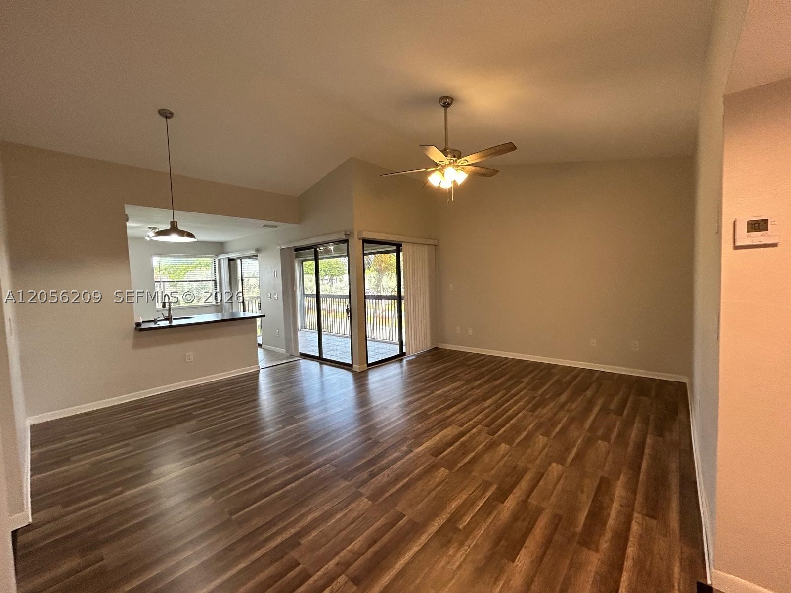 1197 Washington Cir 1197a Property Photo 13