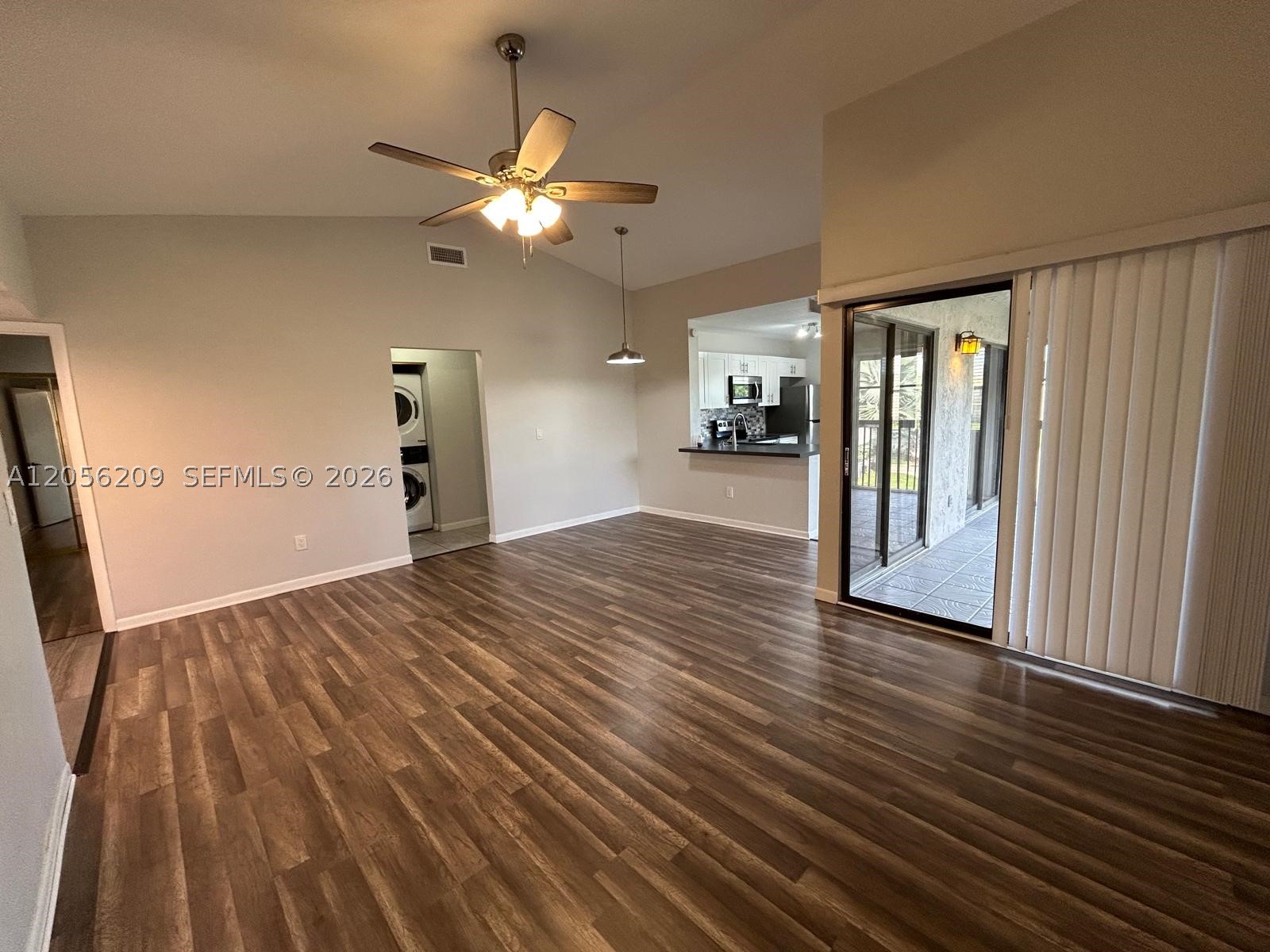 1197 Washington Cir 1197a Property Photo 14