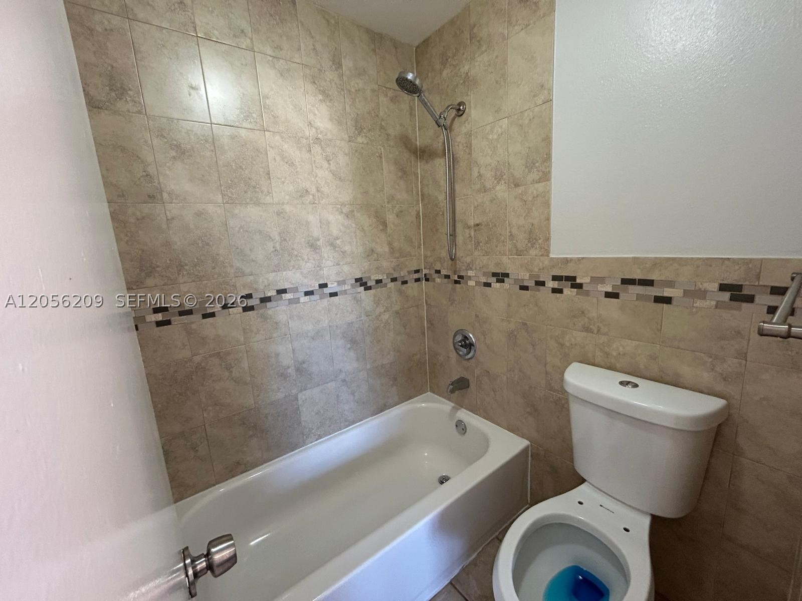1197 Washington Cir 1197a Property Photo 23