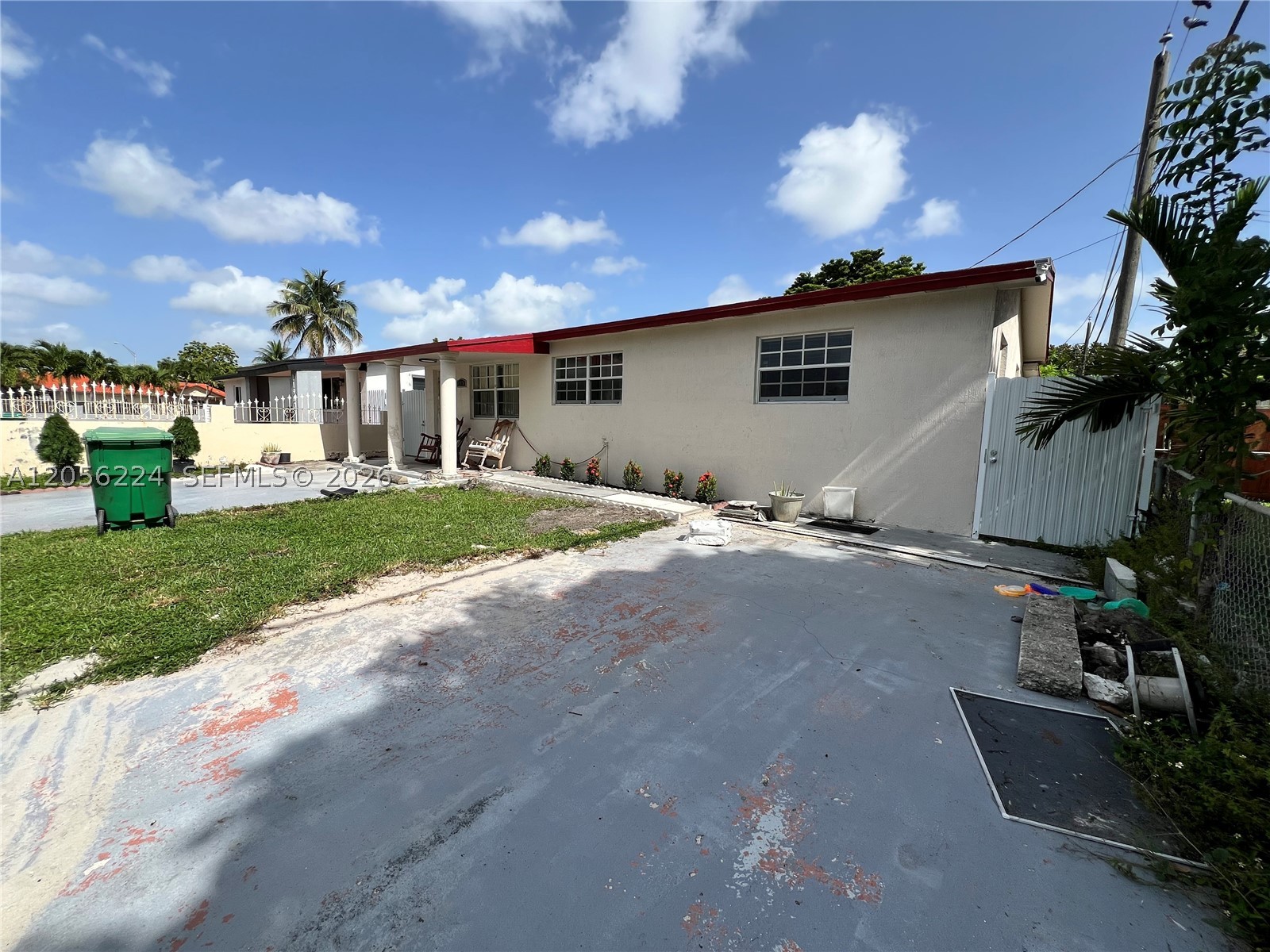 11970 Sw 4th Ter Property Photo 3