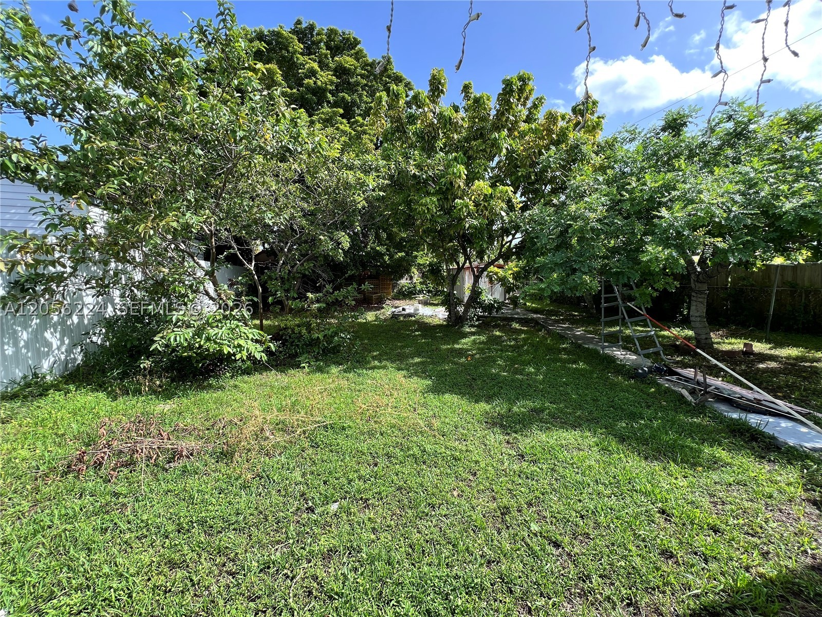11970 Sw 4th Ter Property Photo 6