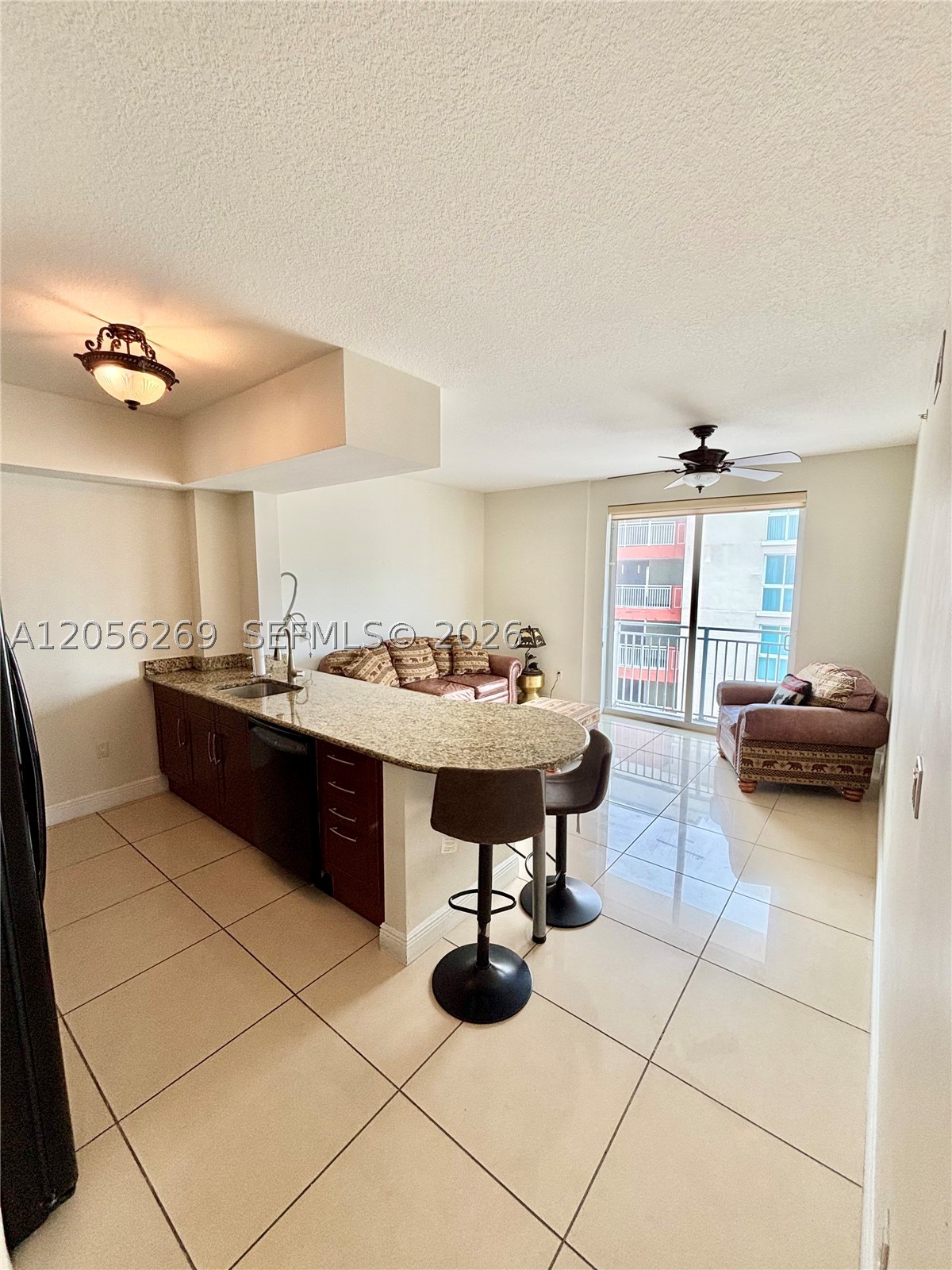 7290 SW 90th St 606 Property Photo 1