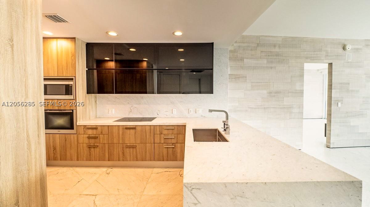 200 Biscayne Boulevard Way 5104 Property Photo 6