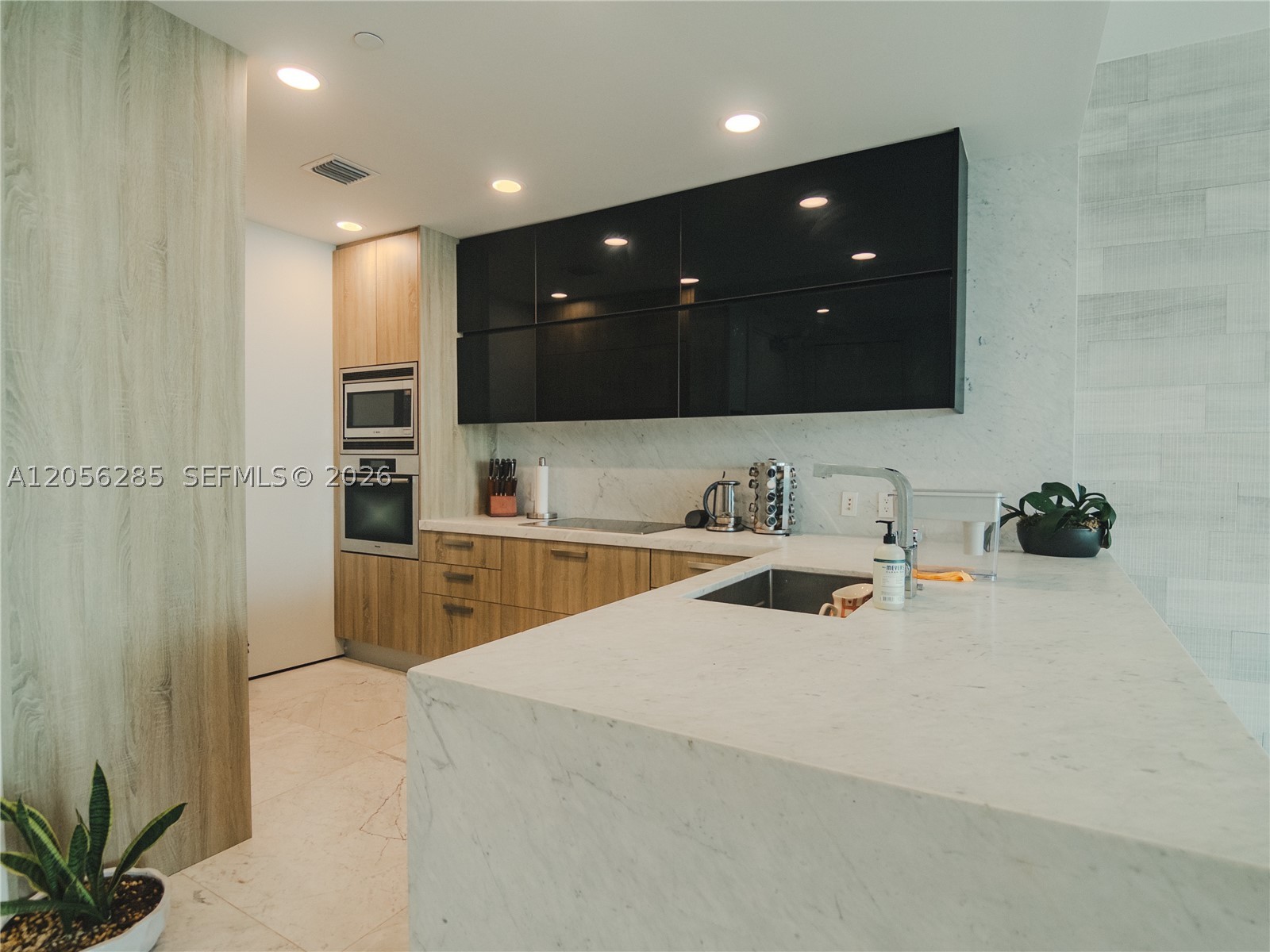 200 Biscayne Boulevard Way 5104 Property Photo 7