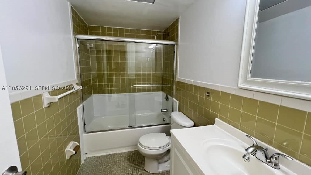 7010 Nw 186th St 5-303 Property Photo 13