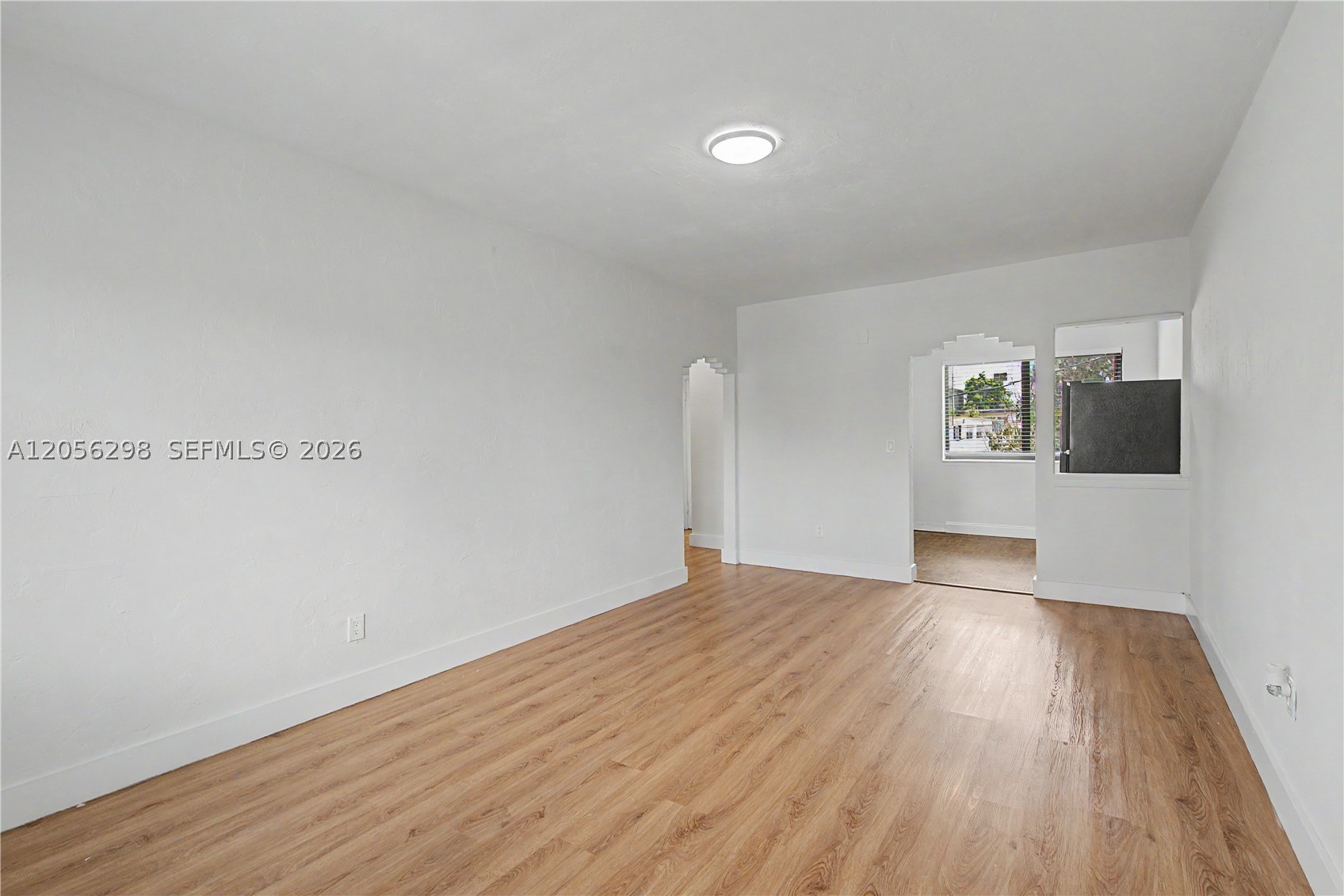 600 SW 9th Ave 19 Property Photo 1