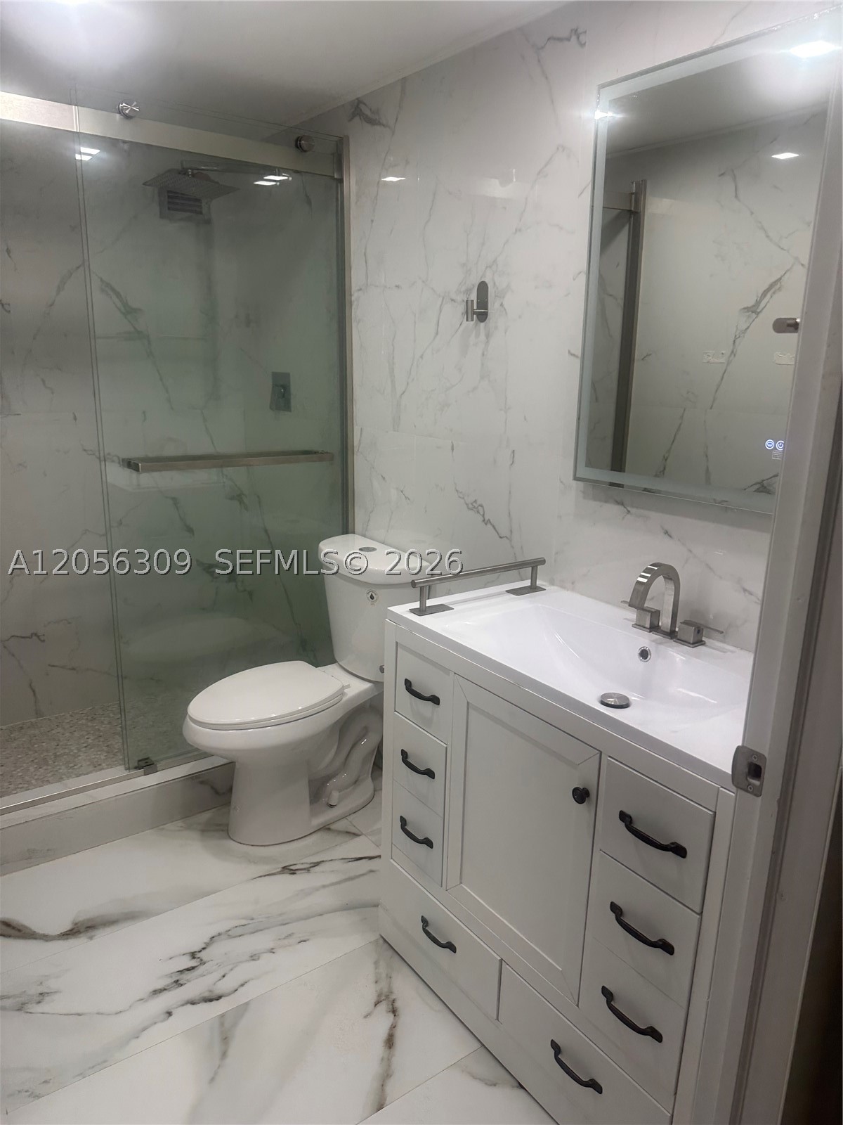 10185 Collins Ave 309 Property Photo 4