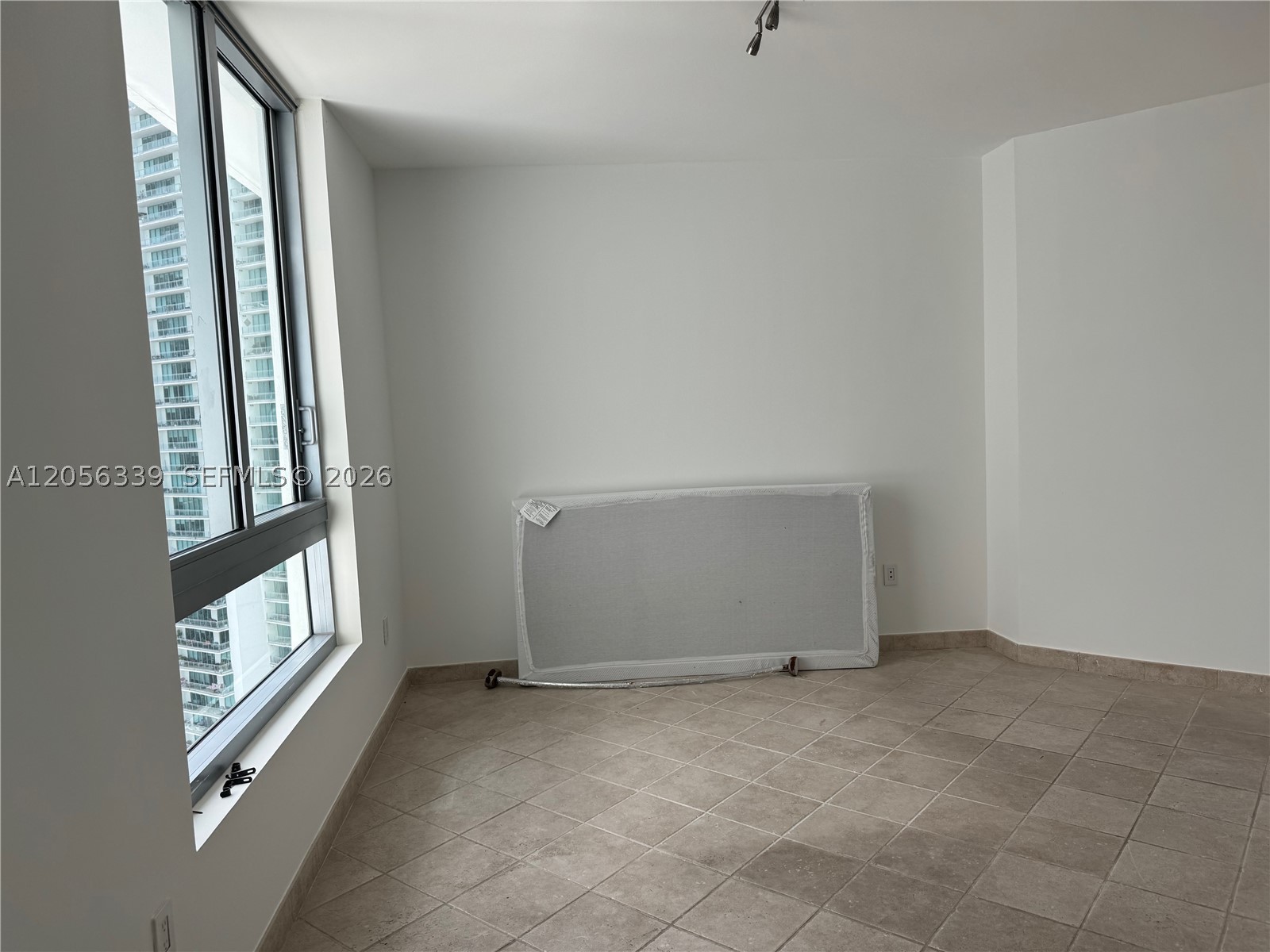 350 S Miami Ave 3612 Property Photo 7