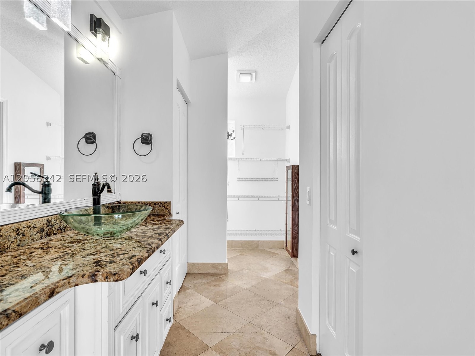 11407 Lakeview Dr Property Photo 11
