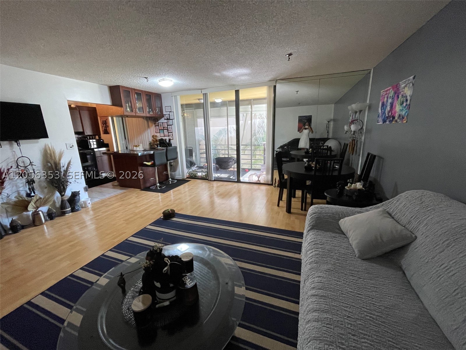 671 Ne 195th St 207-e Property Photo 2