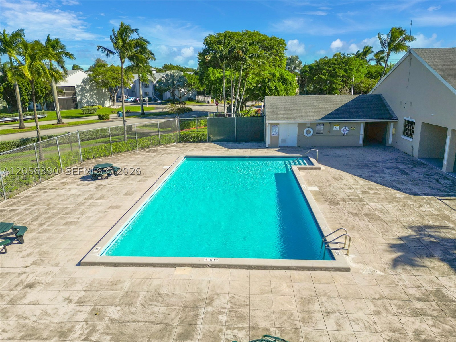 1400 Jefferson Dr 1400 B