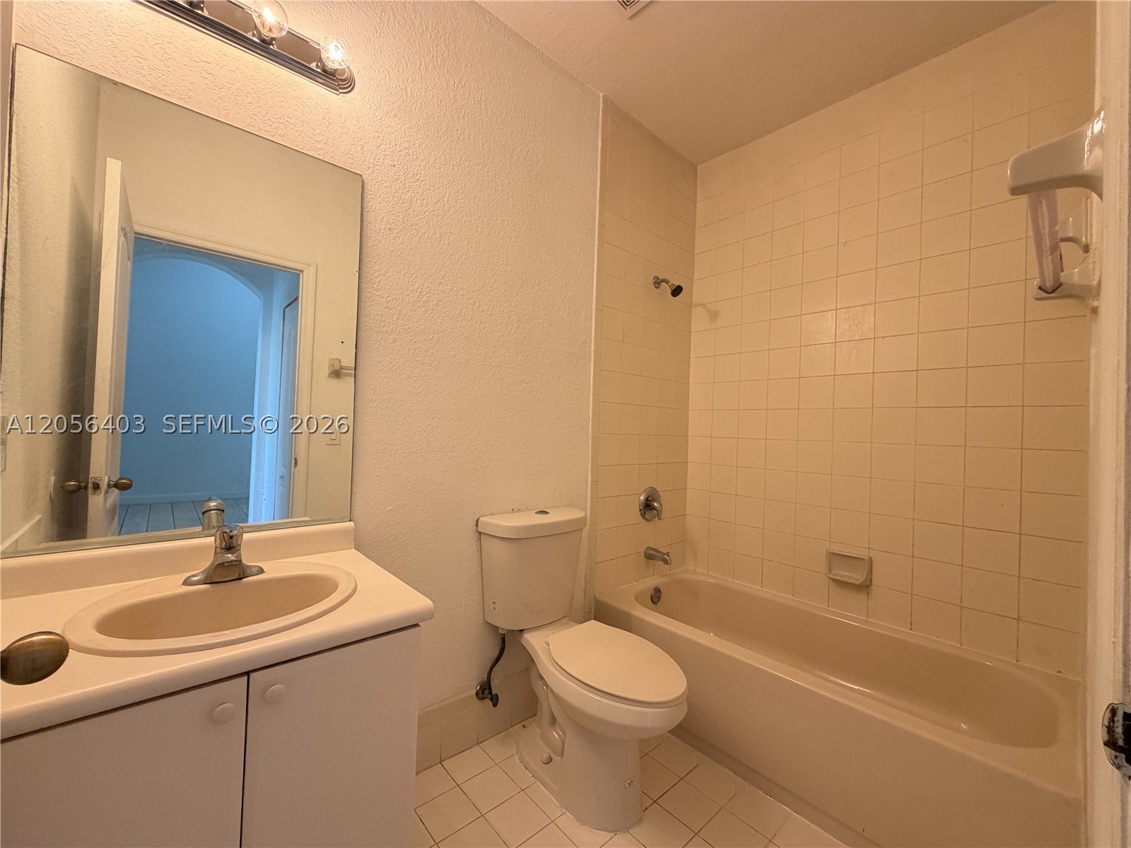 1661 Se 28th St 204 Property Photo 13