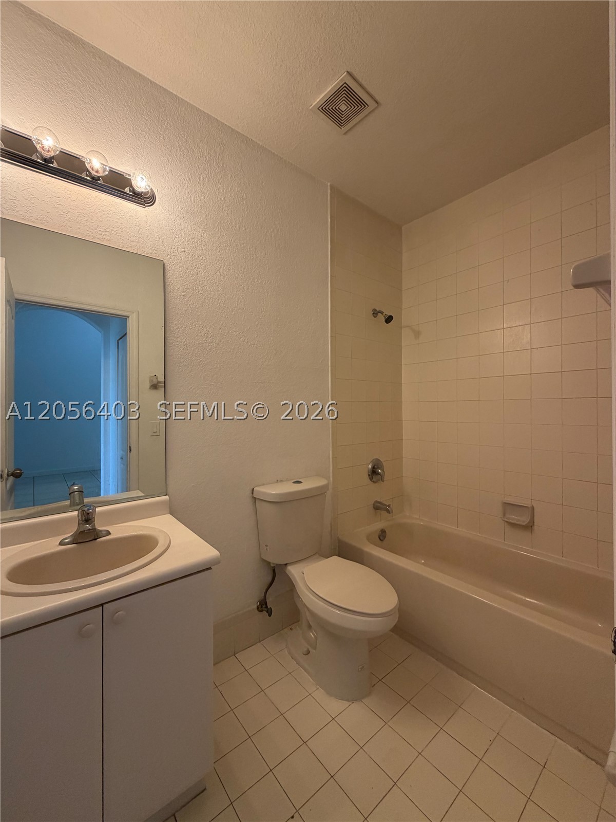 1661 Se 28th St 204 Property Photo 14