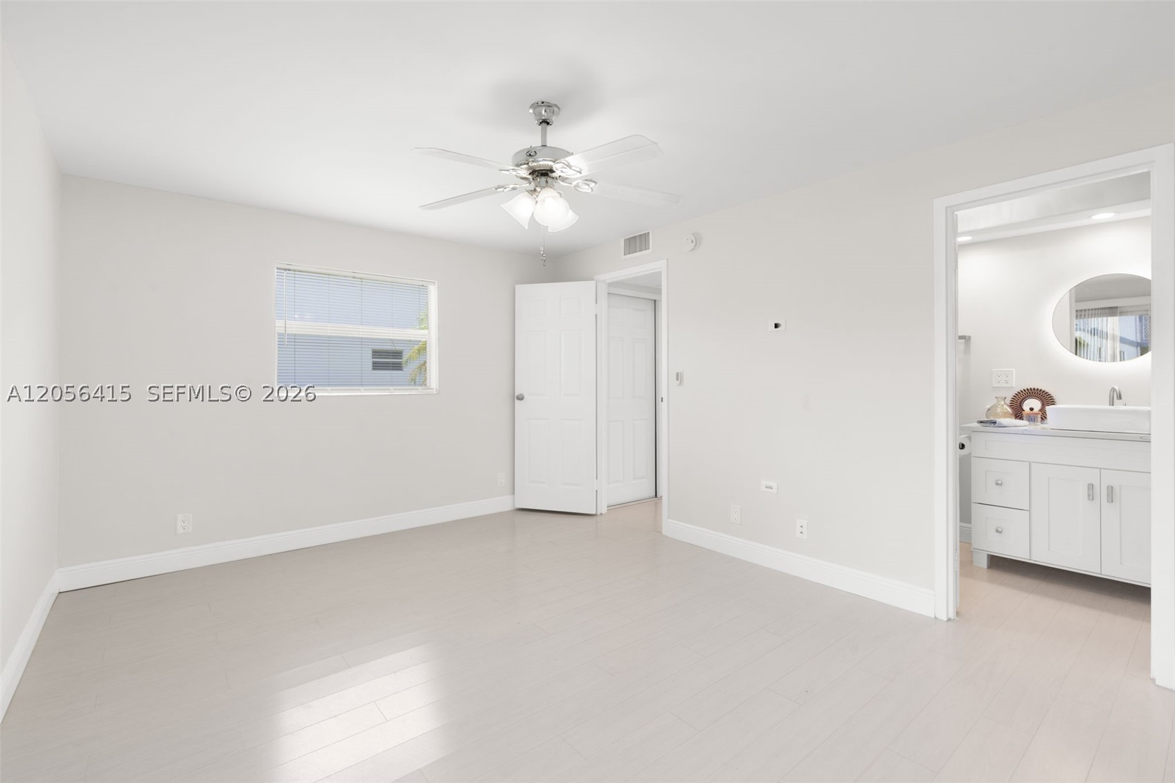 631 N Saxony N N Property Photo 11