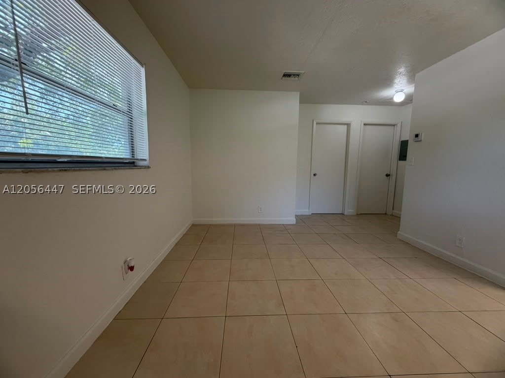 919 NW 2nd Ave 1 Property Photo 1