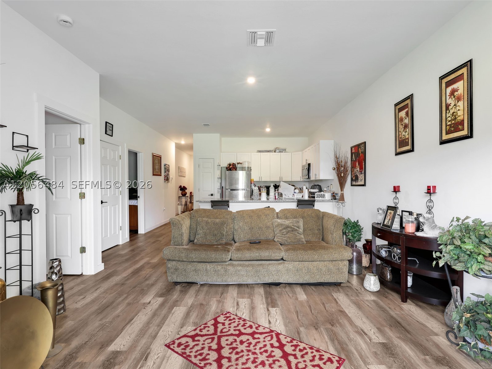2224 Kenneth Ave S Property Photo 9