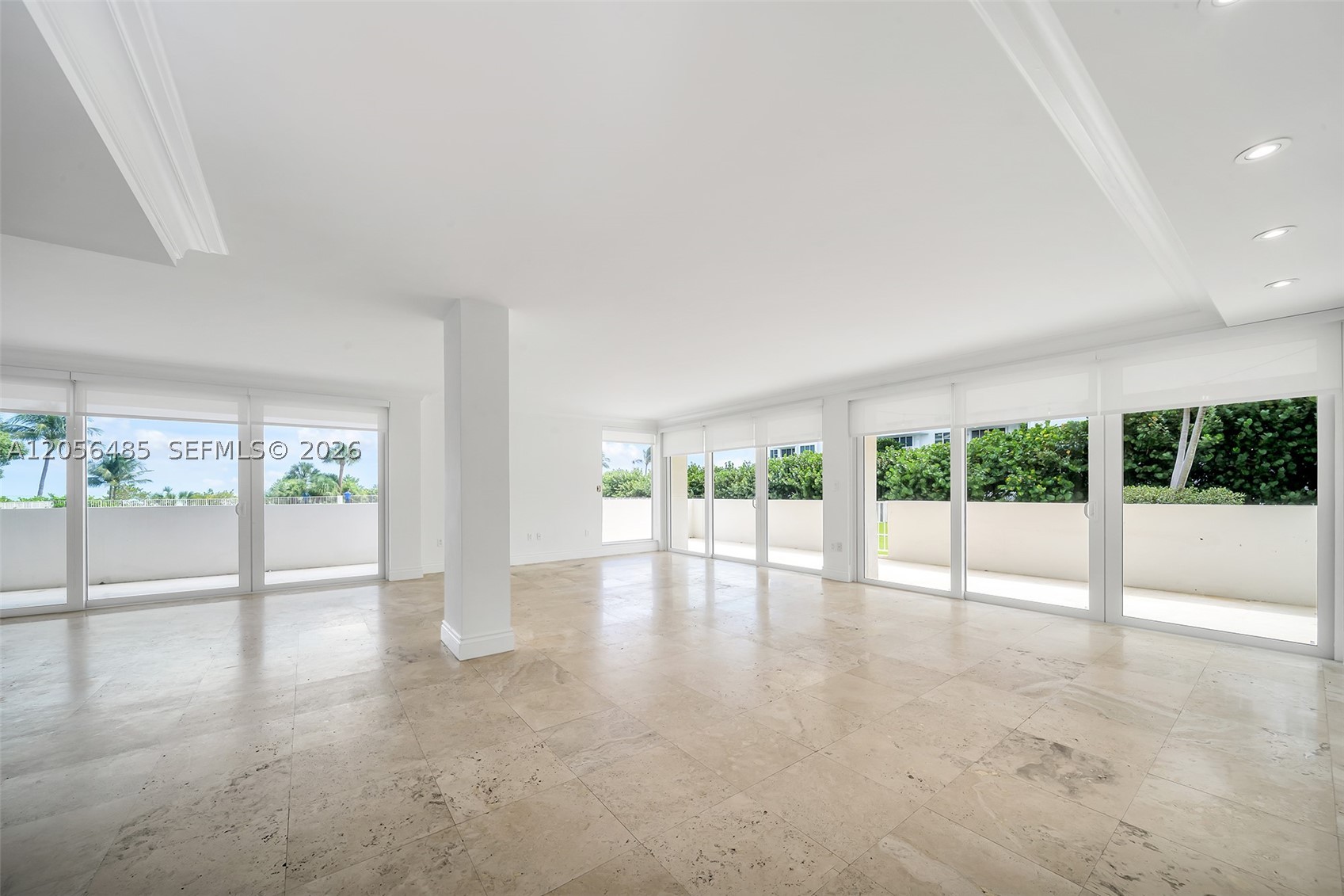 199 Ocean Lane Dr 201 Property Photo 8