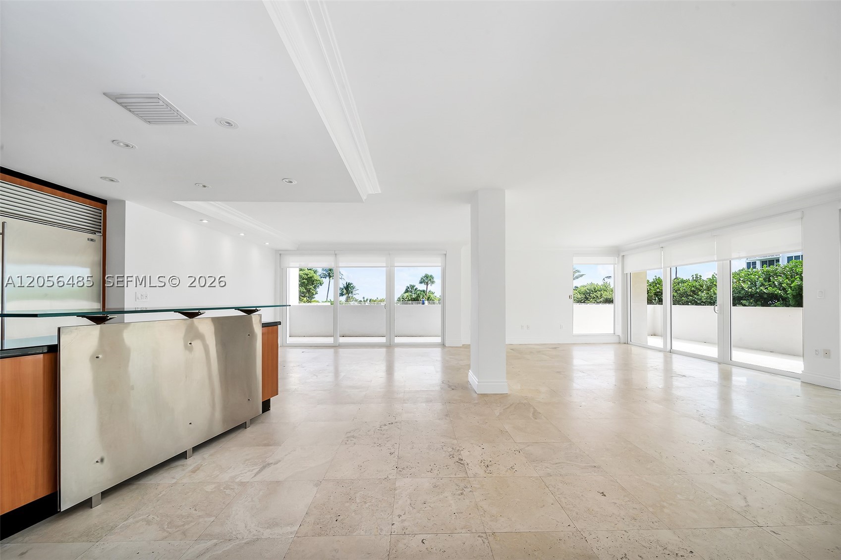 199 Ocean Lane Dr 201 Property Photo 13