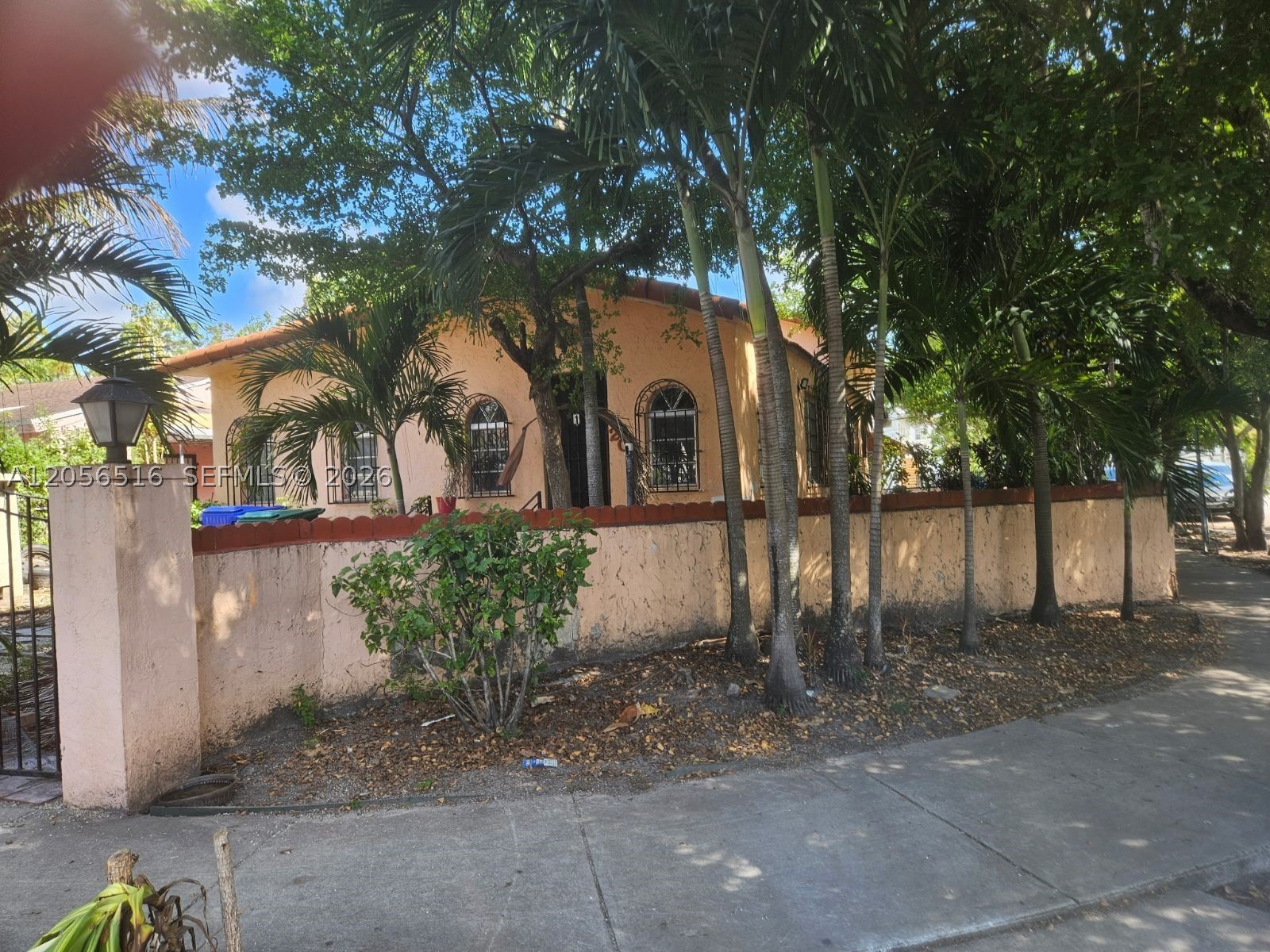 2054 SW 5th St Property Photo 1