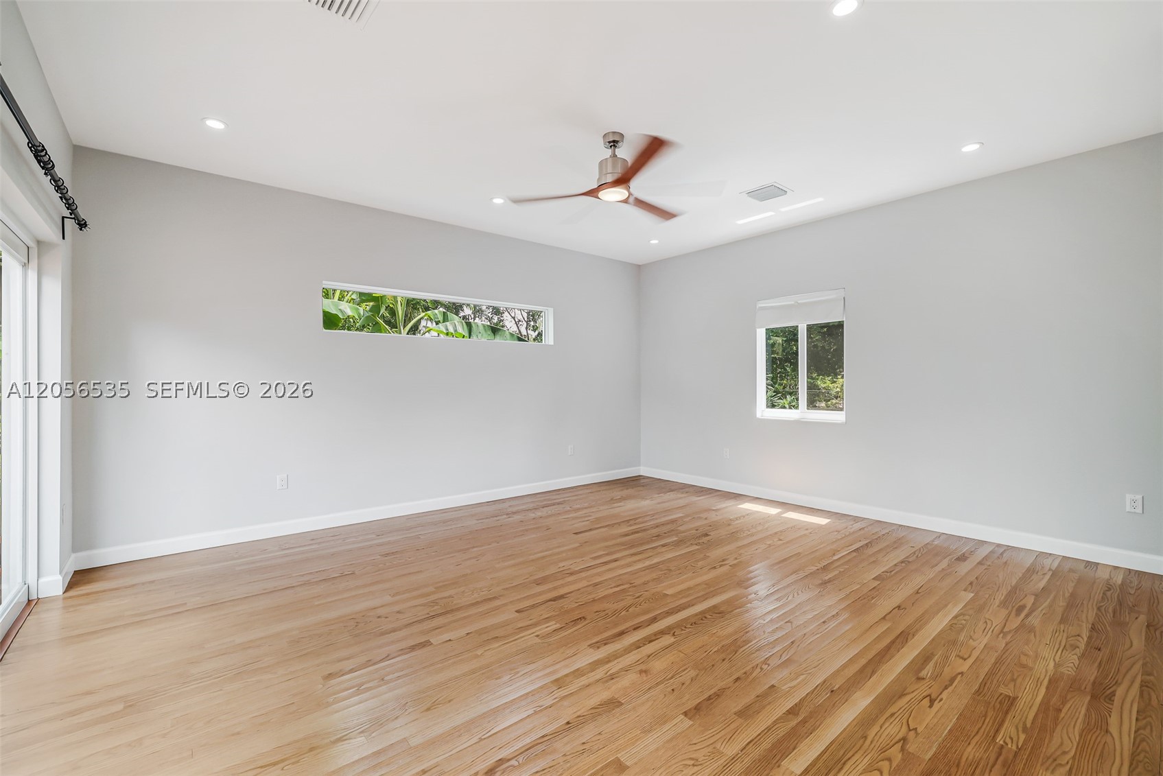 1012 Ne 116th St Property Photo 16