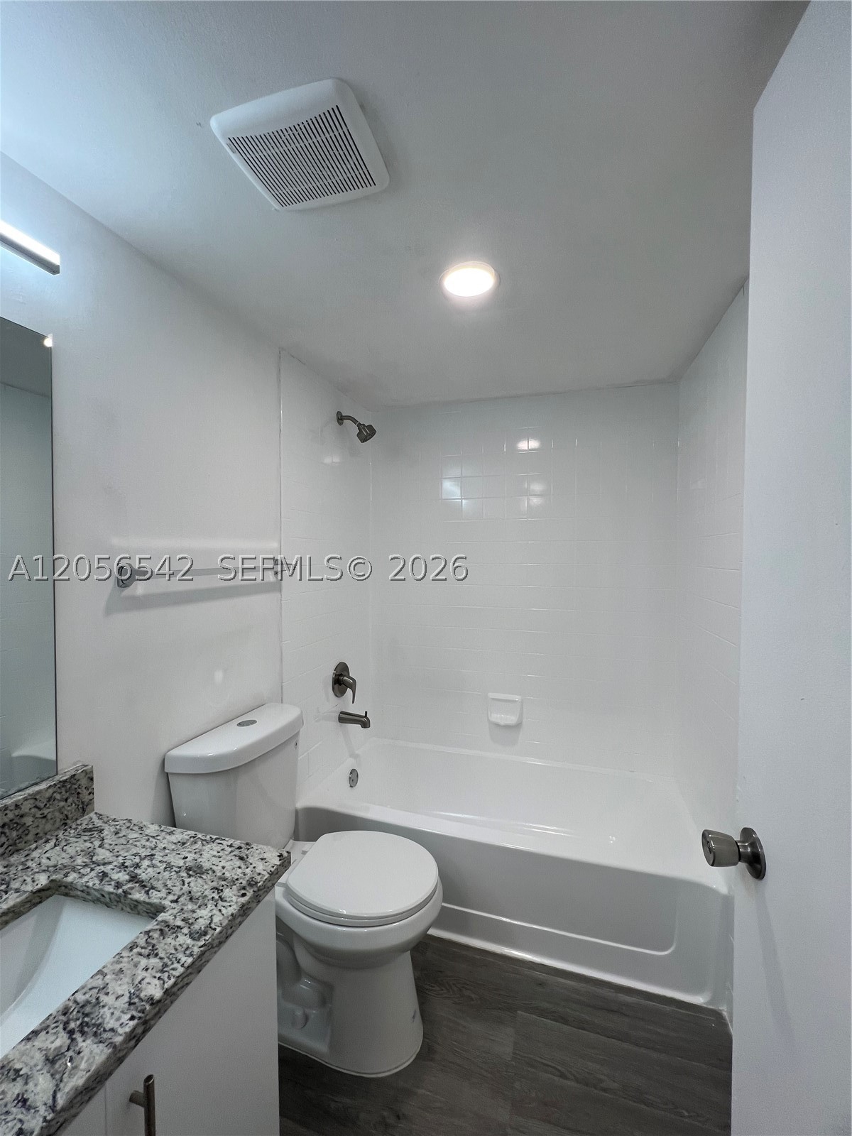 7235 Nw 179th St 104 Property Photo 27