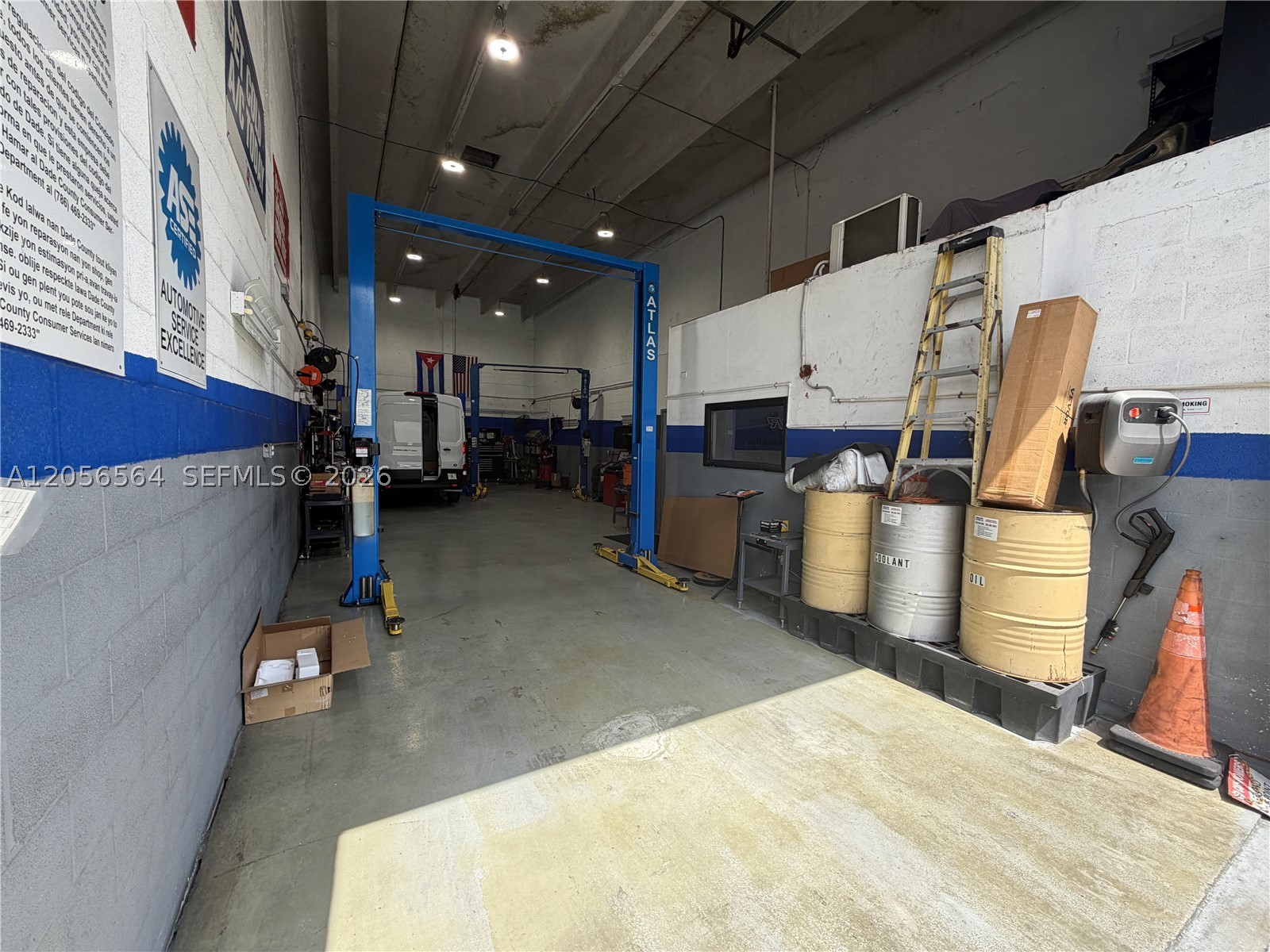 Mechanic Shop Nw For Sale Property Photo 16