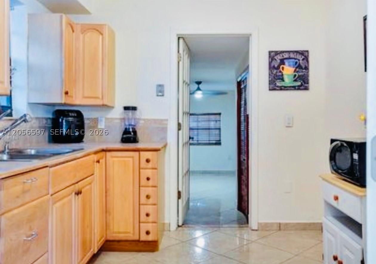 2424 Sw 21st Ter Property Photo 22