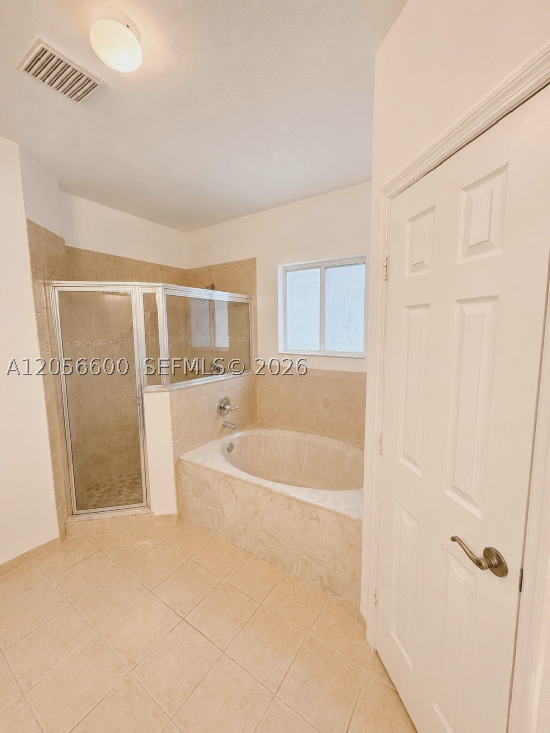 1690 Se 24th Ct Property Photo 14