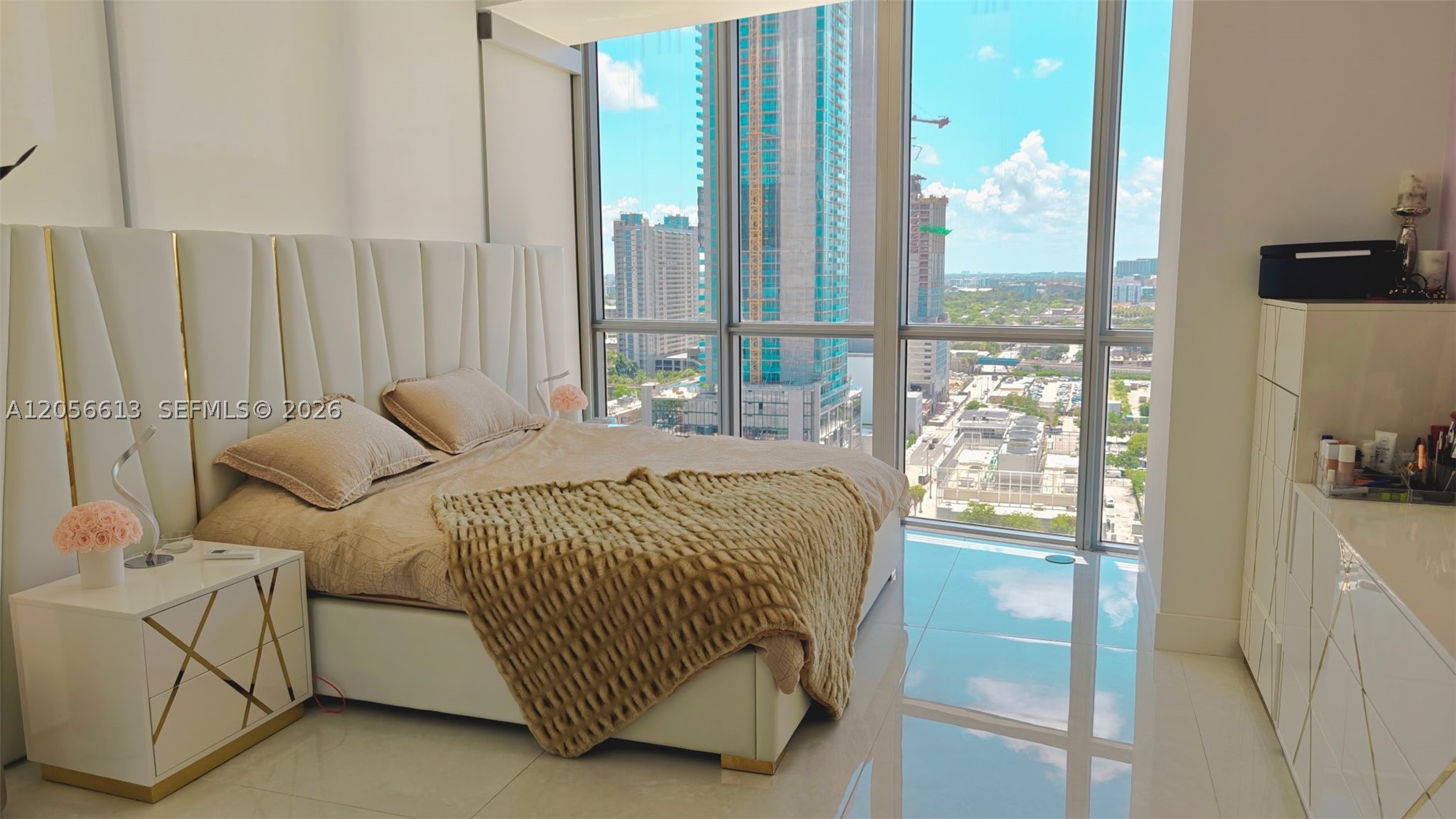 1100 Biscayne Blvd 2106 Property Photo 10