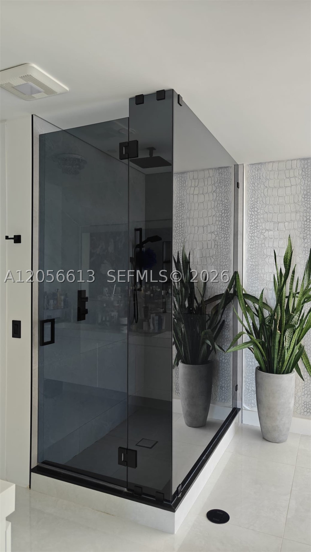 1100 Biscayne Blvd 2106 Property Photo 24
