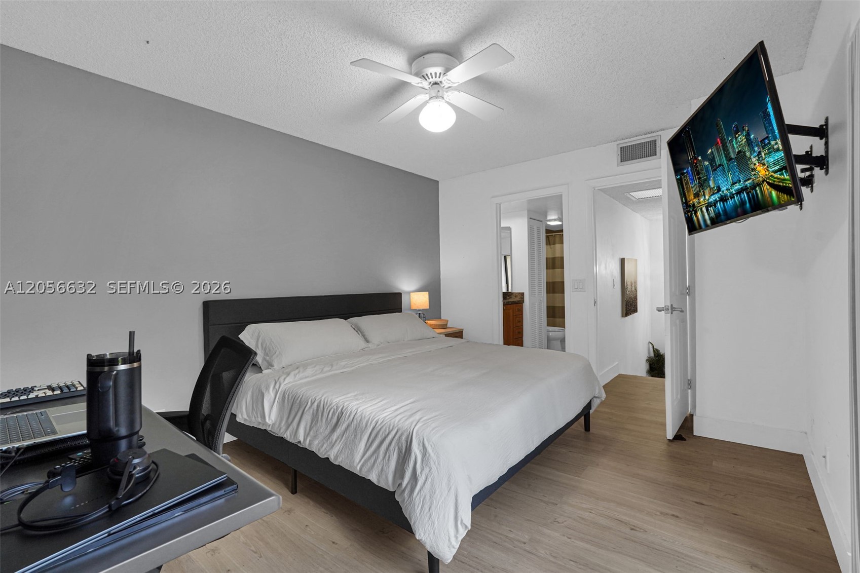 2603 Lakeview Ct Property Photo 18
