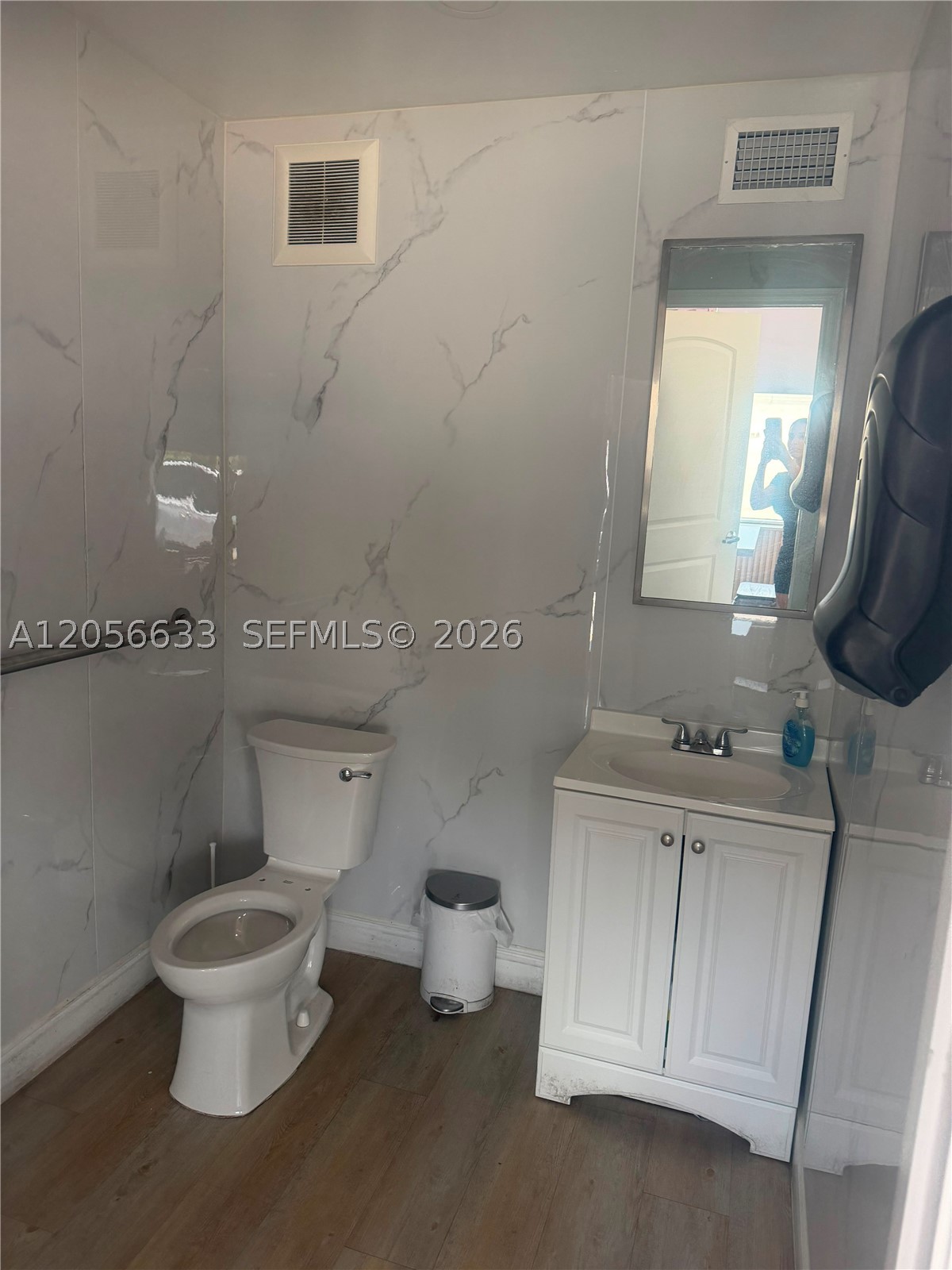 6727 W 4 Ave Property Photo 10
