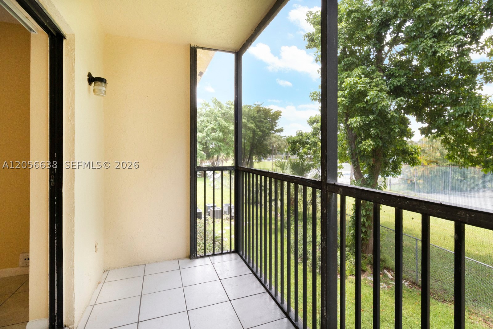 9044 Nw 28th Dr 3-202 Property Photo 4