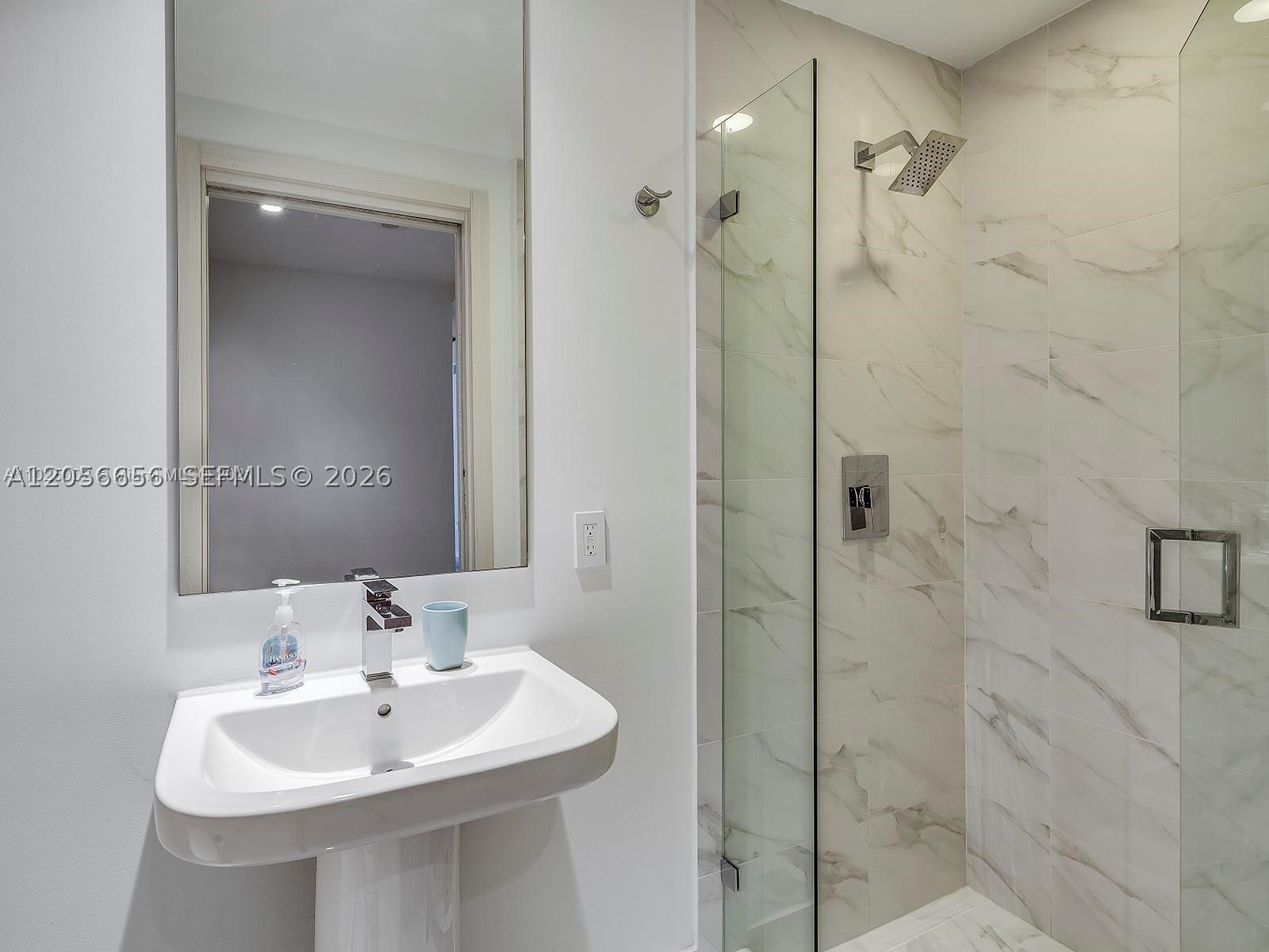 801 S Miami Ave 2706 Property Photo 12
