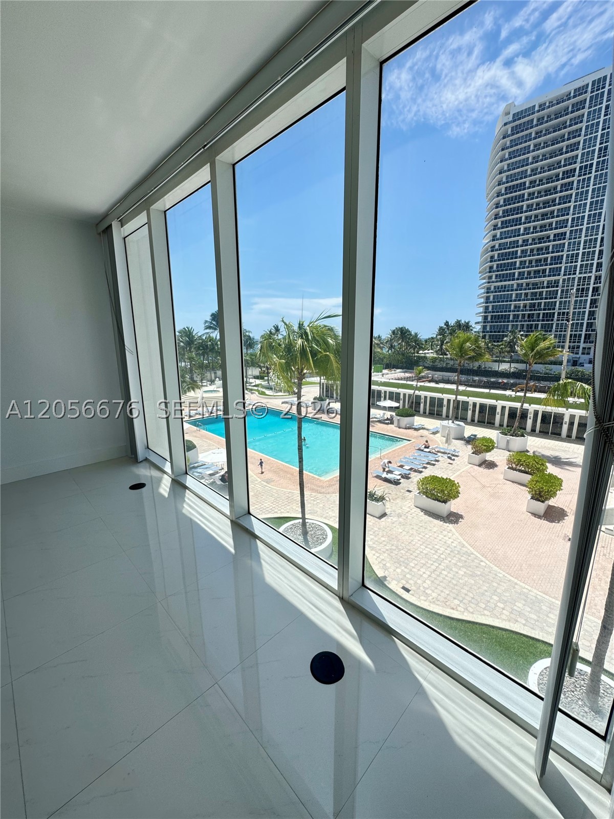 10275 Collins Ave 316 Property Photo 1