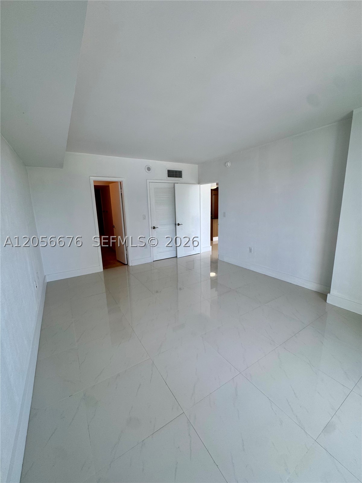 10275 Collins Ave 316 Property Photo 15