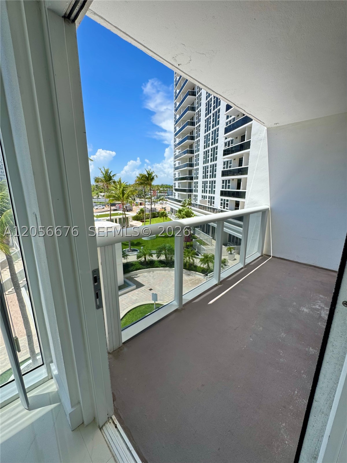 10275 Collins Ave 316 Property Photo 17