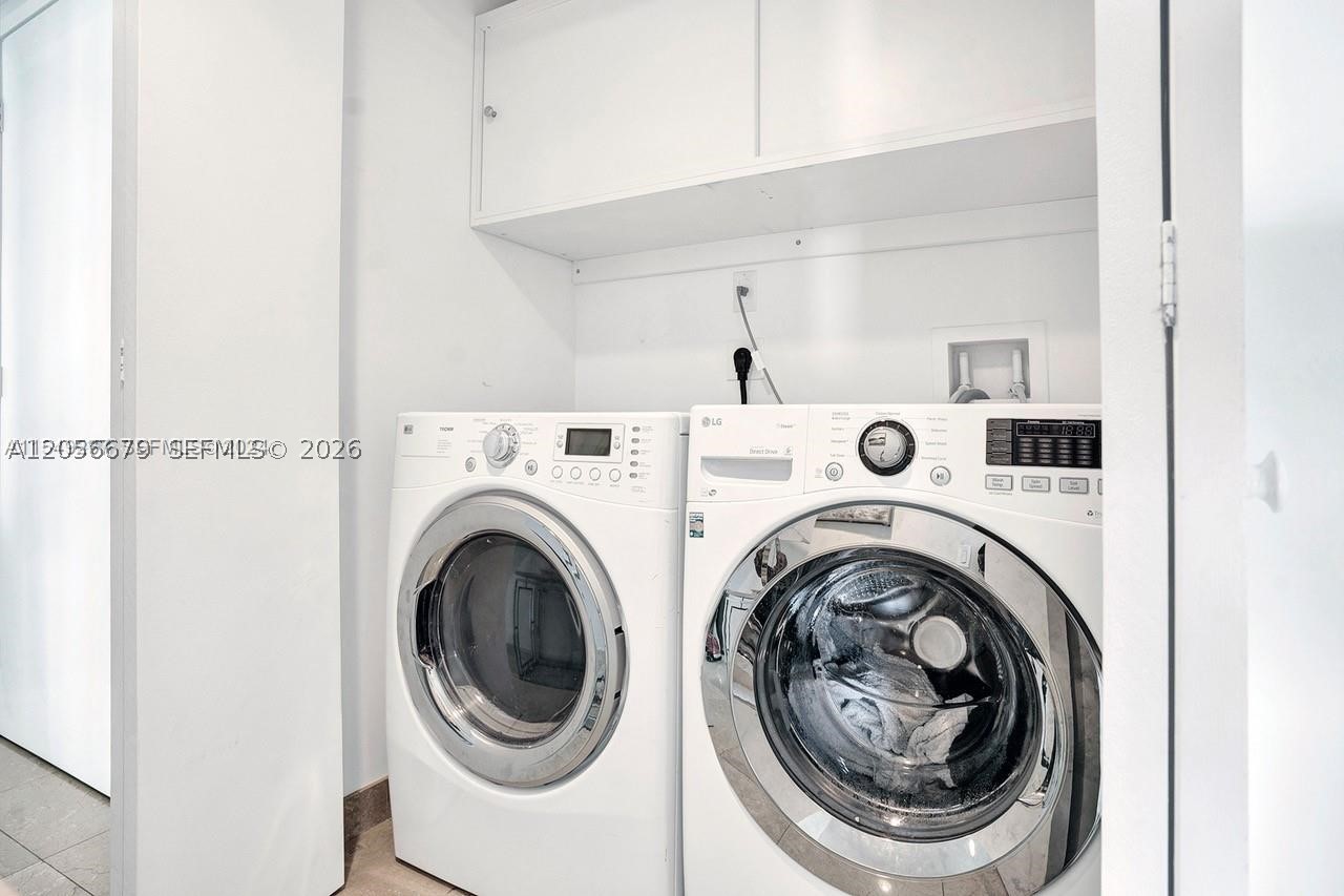 150 Sunny Isles Blvd 1-805 Property Photo 15