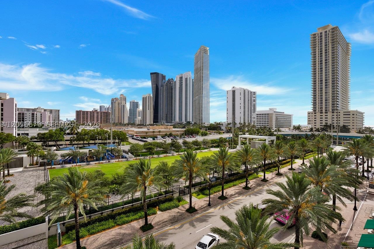 150 Sunny Isles Blvd 1-805 Property Photo 17
