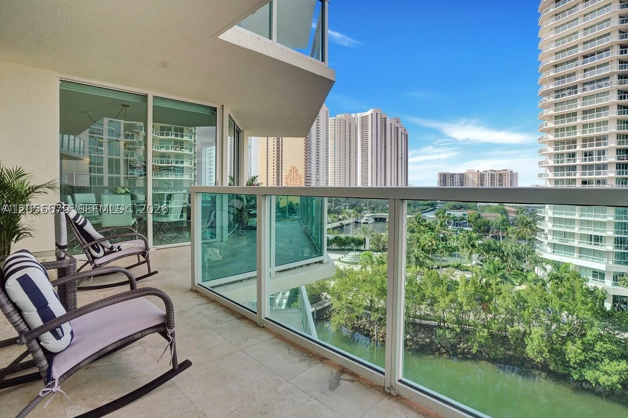 150 Sunny Isles Blvd 1-805 Property Photo 22