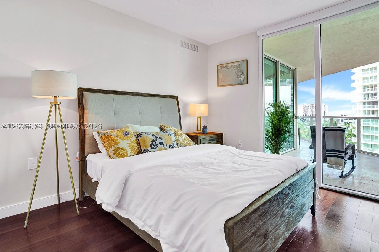 150 Sunny Isles Blvd 1-805 Property Photo 26