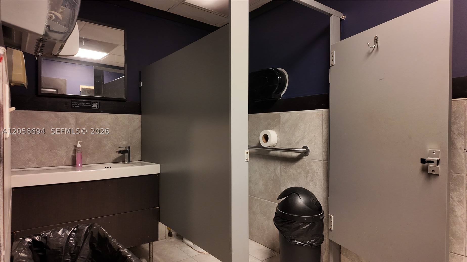 A12056694 Property Photo 8