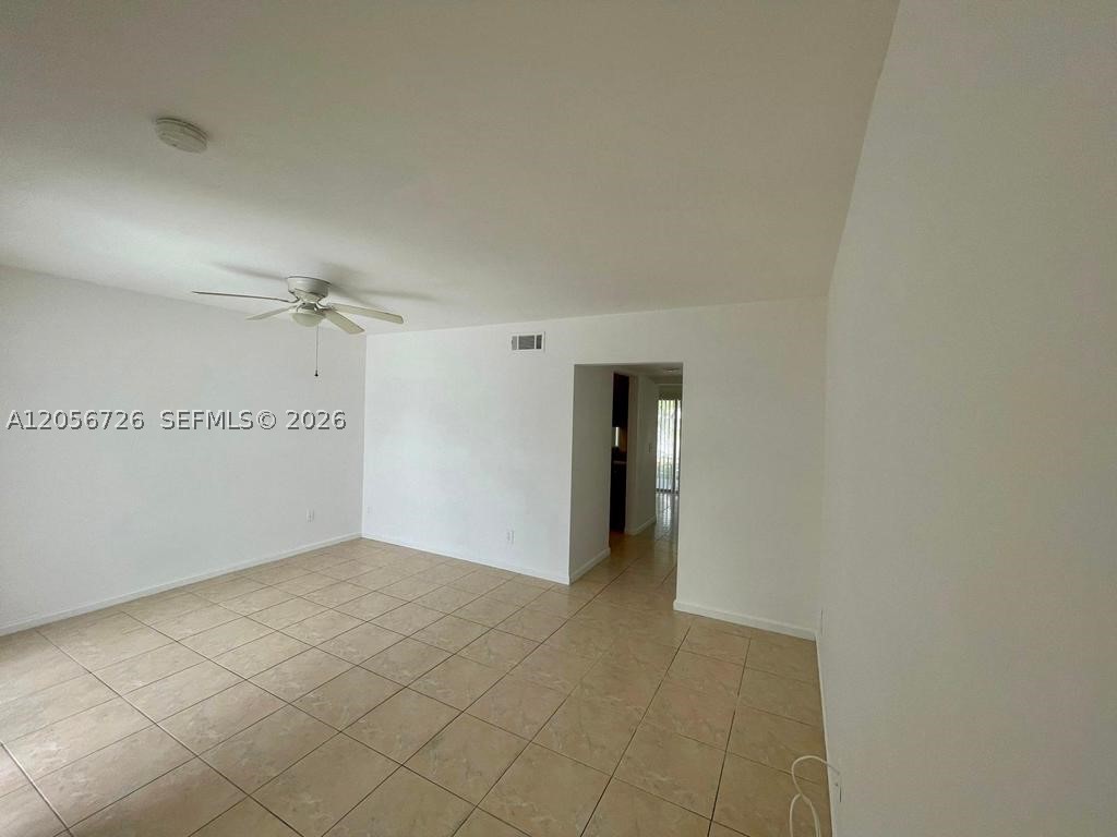5020 Elmhurst Rd B Property Photo 17