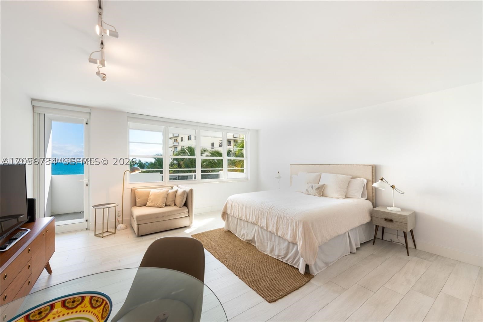 100 Lincoln Rd 619 Property Photo 1