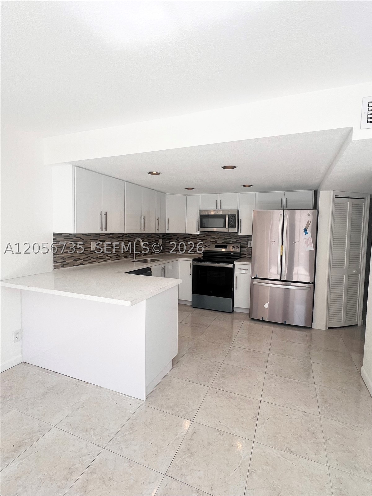 3770 SW 59th Ter 53 Property Photo 1