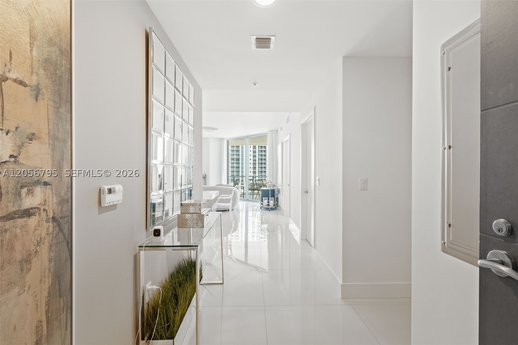 17111 Biscayne Blvd 603 Property Photo 2