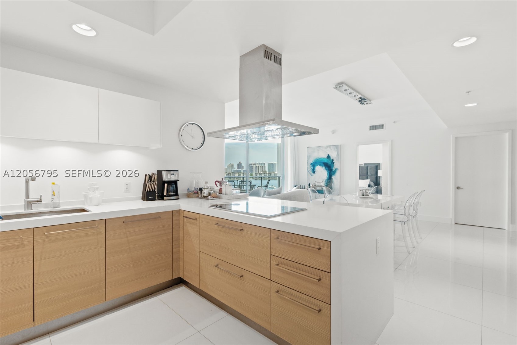 17111 Biscayne Blvd 603 Property Photo 8