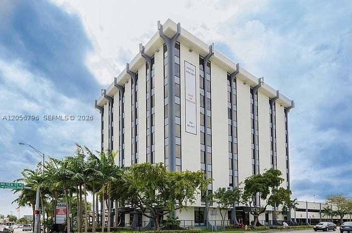 12550 Biscayne Blvd 403 Property Photo 1