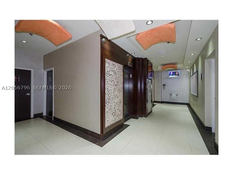 12550 Biscayne Blvd 403 Property Photo 5