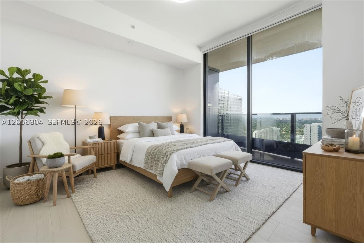 1000 Brickell Plz 3211 Property Photo 14